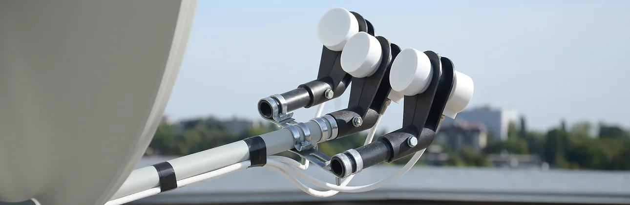 Satellitenanlage für Empfang und Multimedia